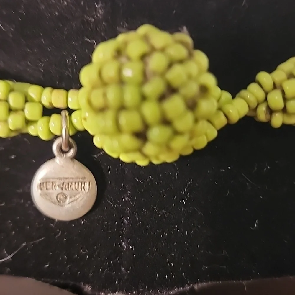 Ben Amun Vintage Rare Multi Strand Green Beaded Choker Bib Necklace - Picture 2 of 7